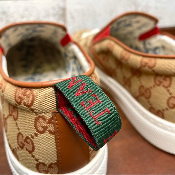 Gucci Yankees Beige GG Logo Slip On Sneakers Shoes - Picture 7 of 16